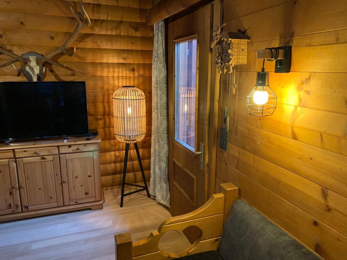 Ferienwohnungen Im Blockhaus Metzler Schwarzenberg im Bregenzerwald Extérieur photo