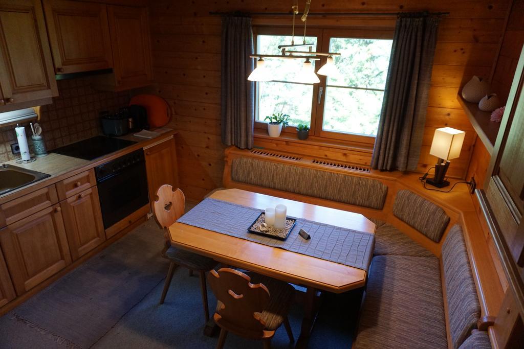Ferienwohnungen Im Blockhaus Metzler Schwarzenberg im Bregenzerwald Extérieur photo